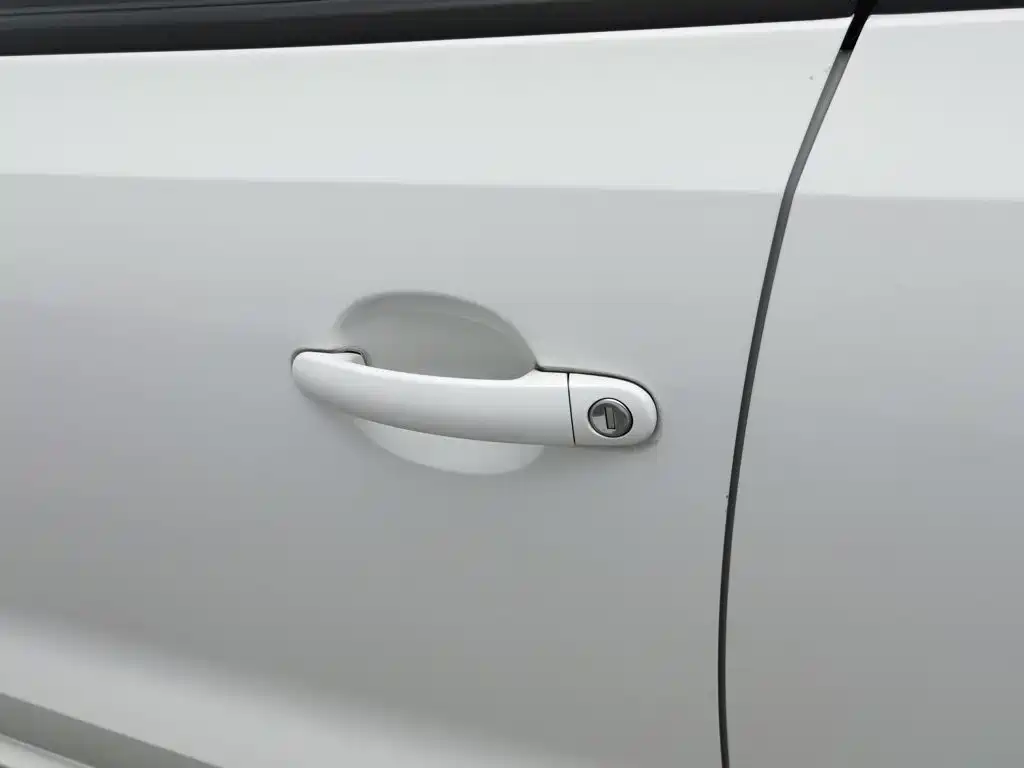 Volkswagen Polo — миниатюра 18