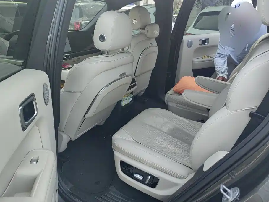 Li Auto Li L8 — миниатюра 11