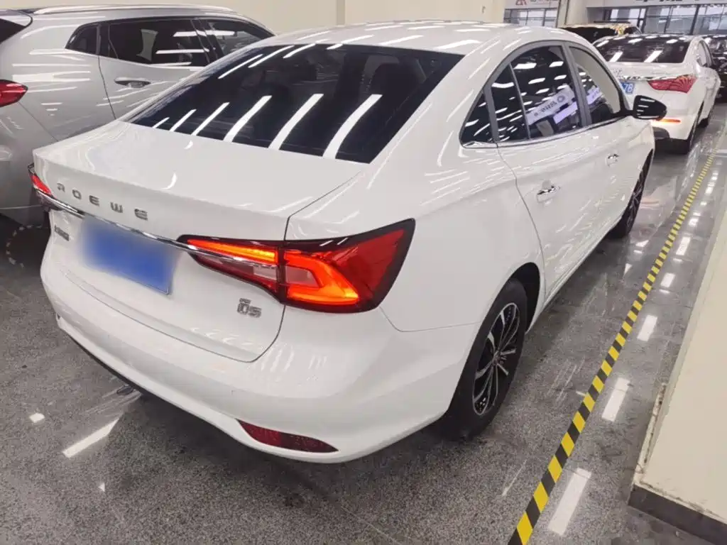 Roewe i5 — миниатюра 7
