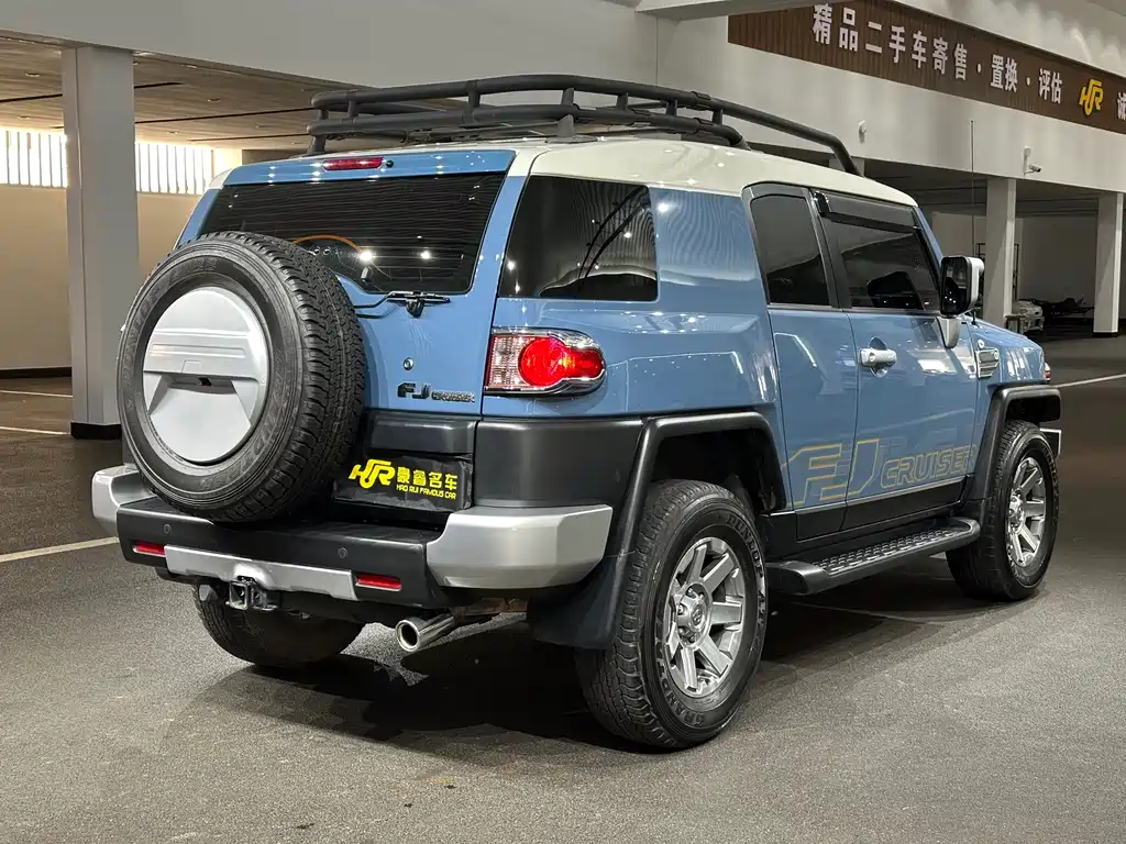 Toyota FJ Cruiser FJ 2019 4.0L AT