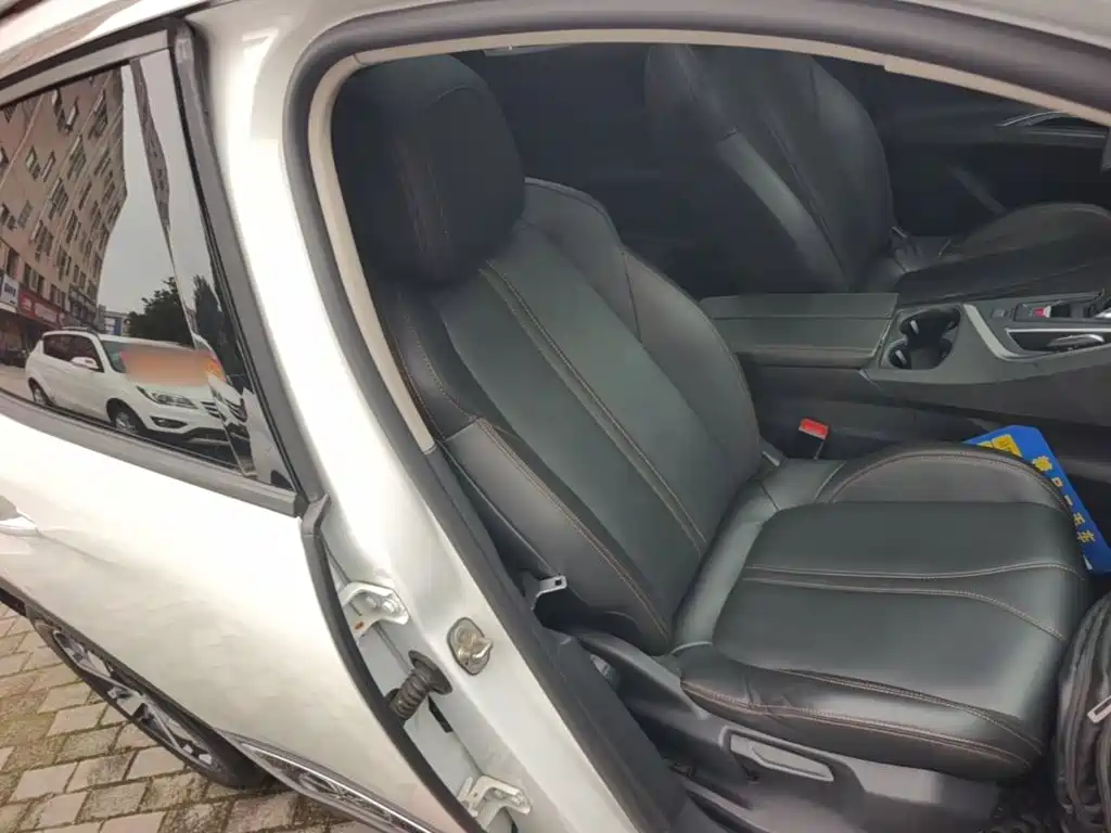 Peugeot 4008 — миниатюра 25