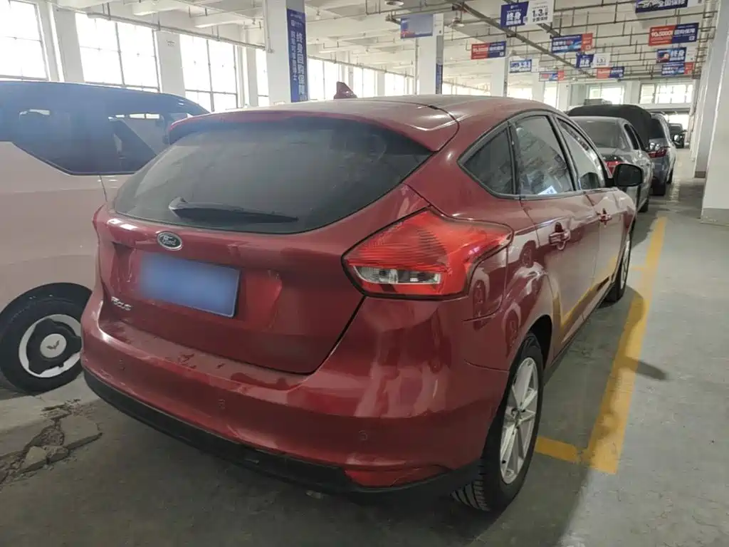 Ford Focus — миниатюра 7