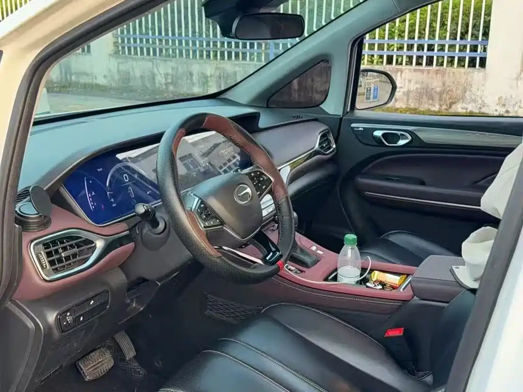 GAC Motor Trumpchi M6 - фото 3