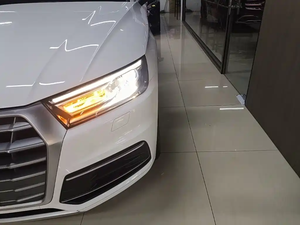 Audi Q5L — миниатюра 24