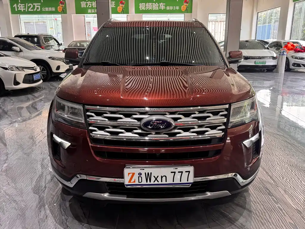 Ford Explorer (Import) — миниатюра 2