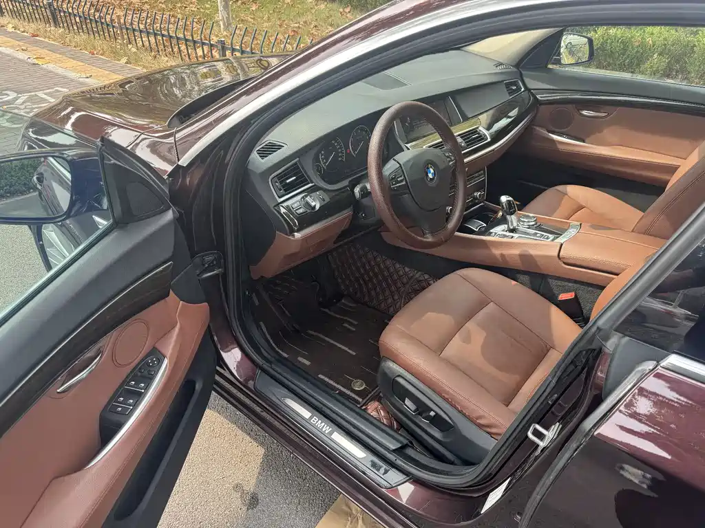 BMW 5 Series GT — миниатюра 9