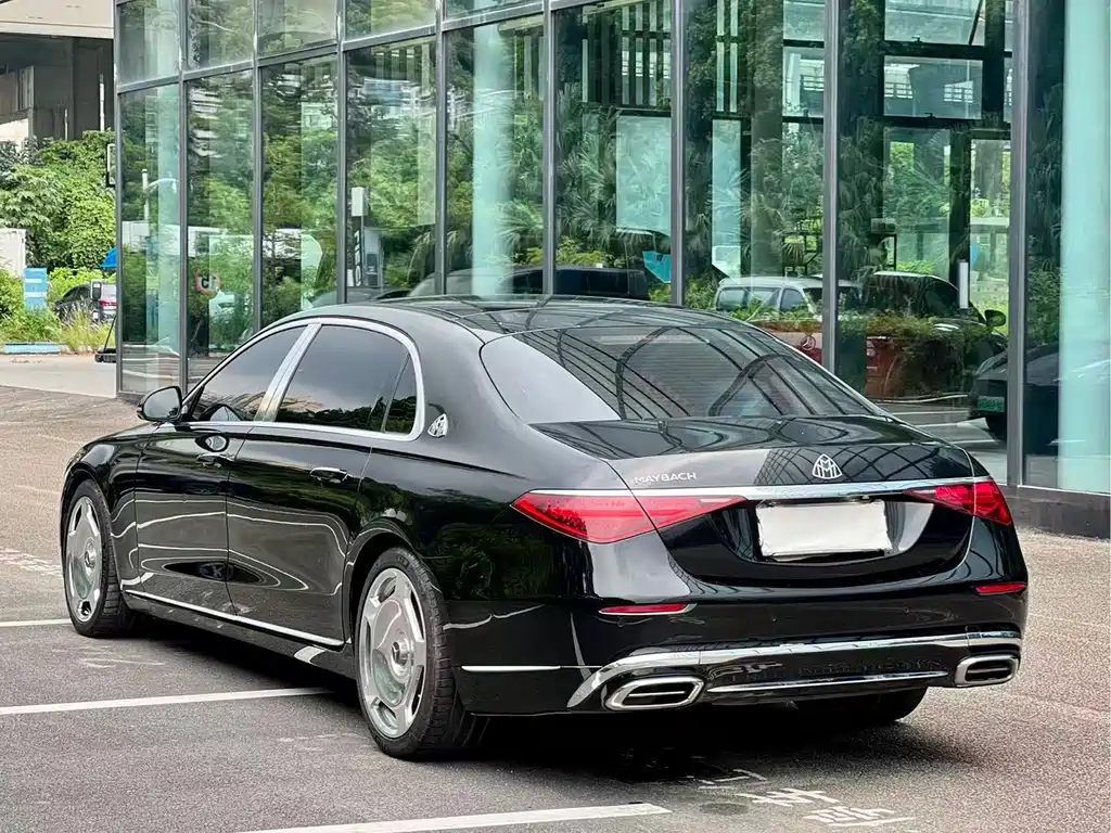 Mercedes-Benz S-Class — миниатюра 18