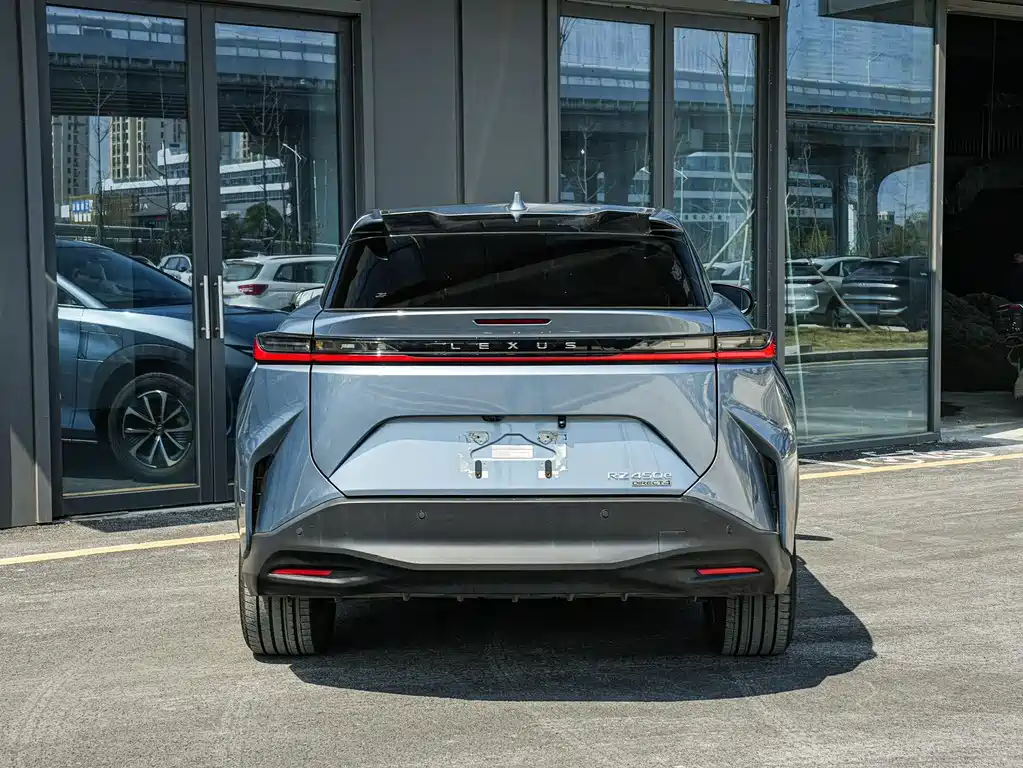 LEXUS RZ