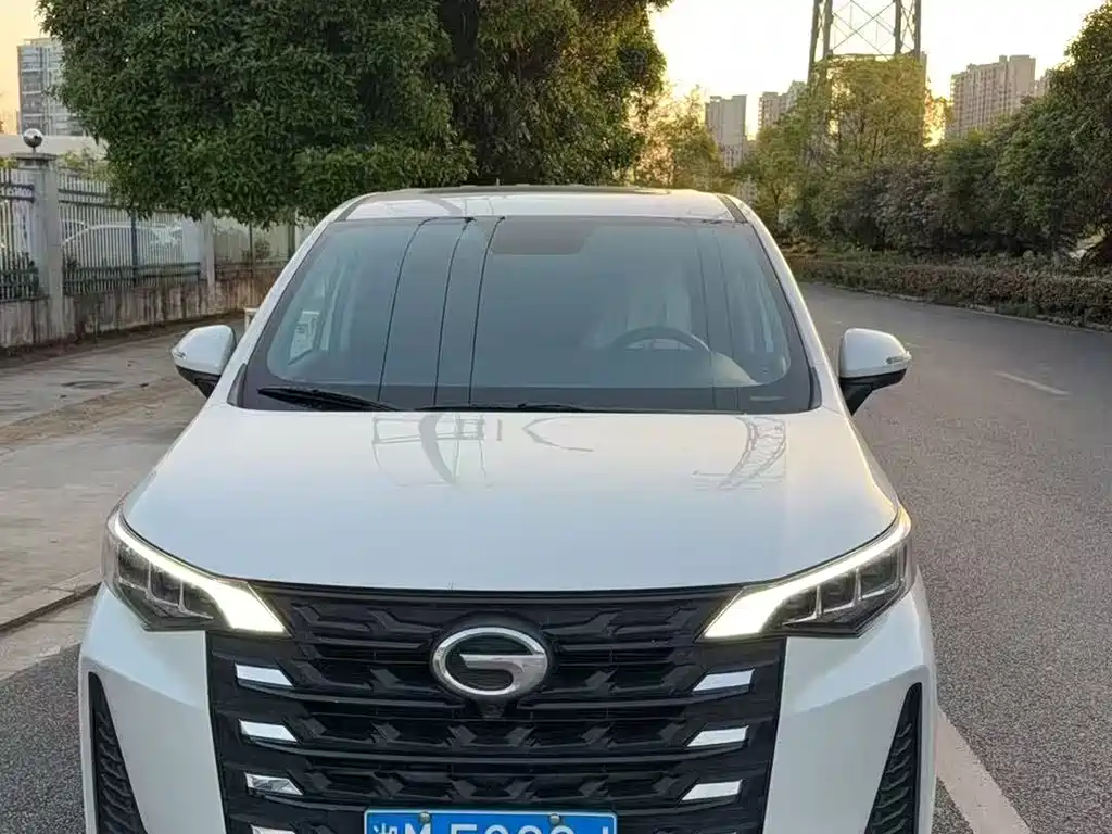 GAC Motor Trumpchi M6 - фото 2