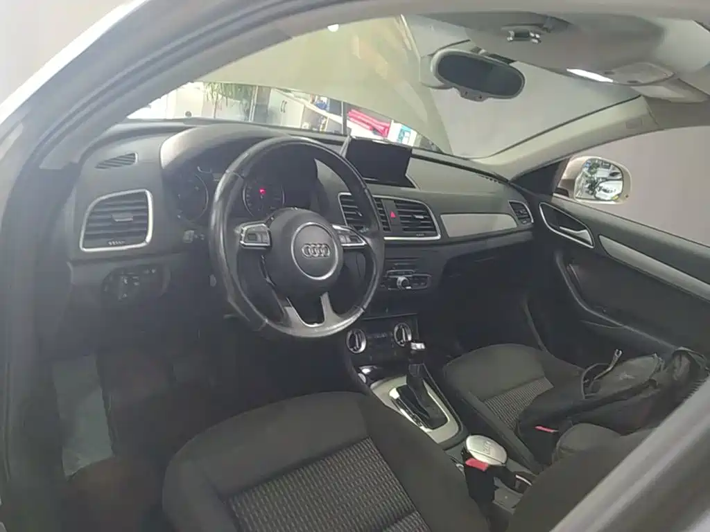 Audi Q3 — миниатюра 10