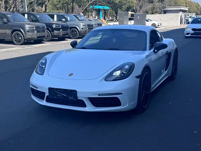 PORSCHE 718 2017