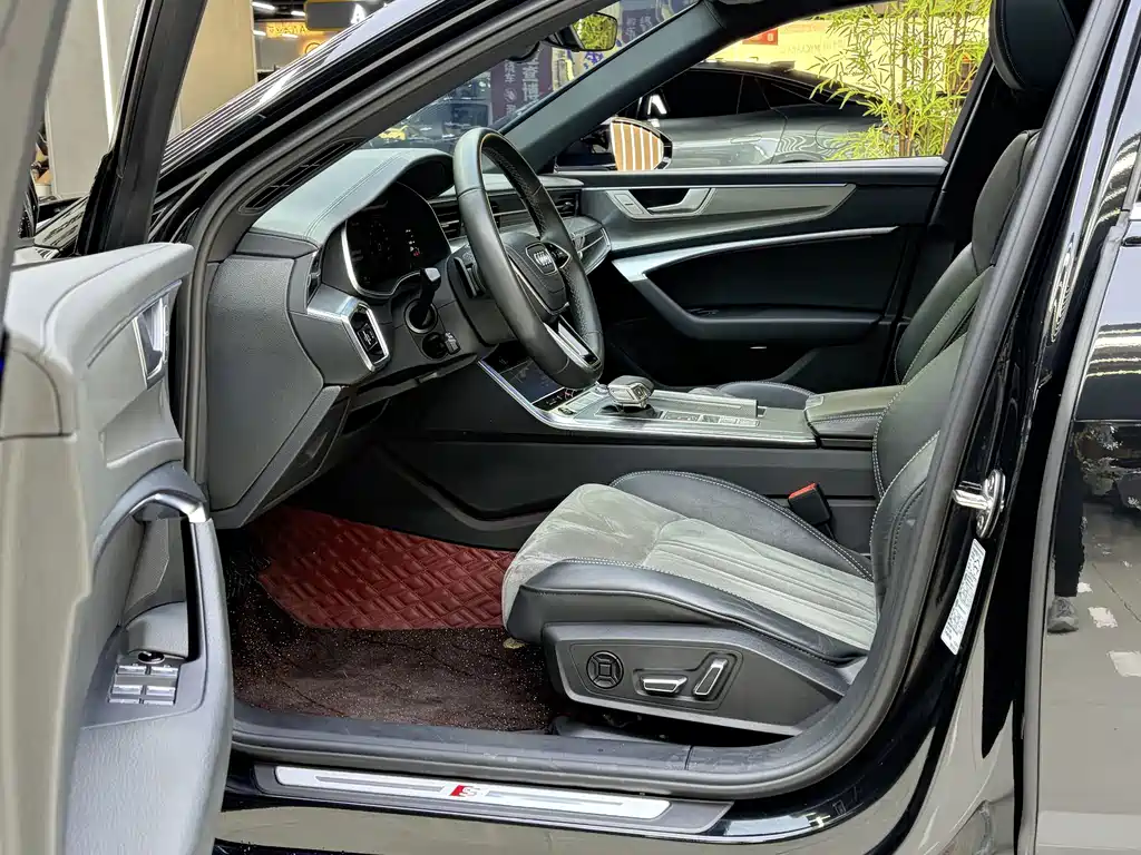 Audi A6L — миниатюра 5