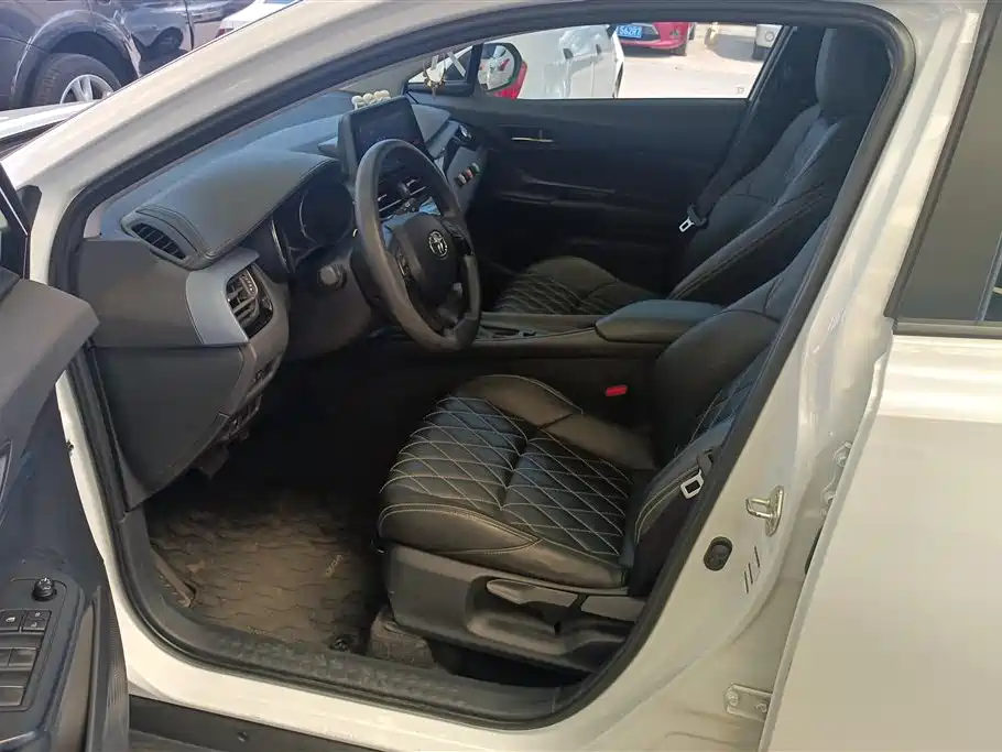 Toyota Izoa 2021 2.0L