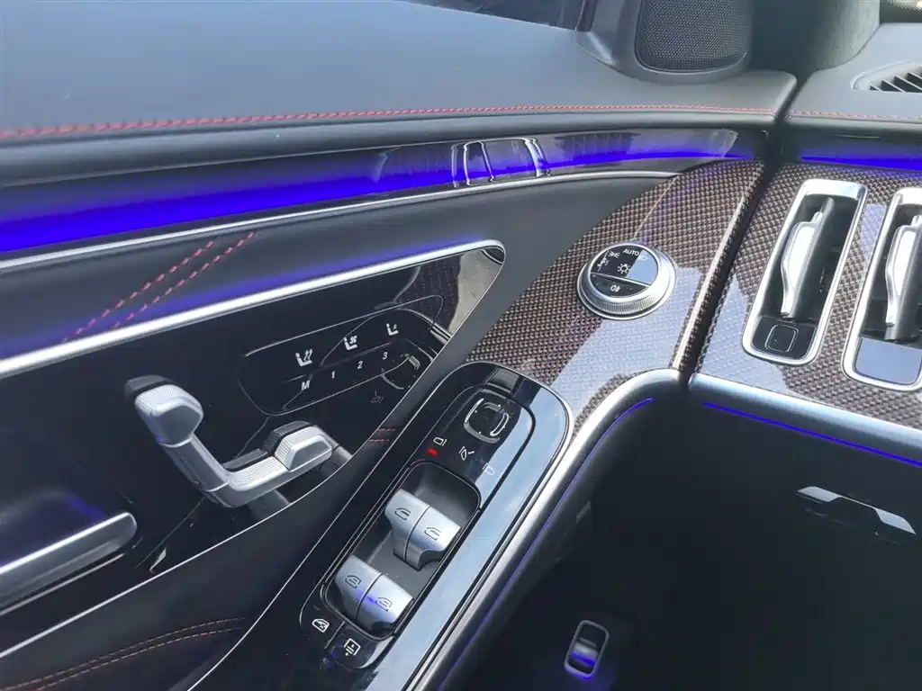 Mercedes-Benz S-class AMG New Energy id 4546183 из Китая 9