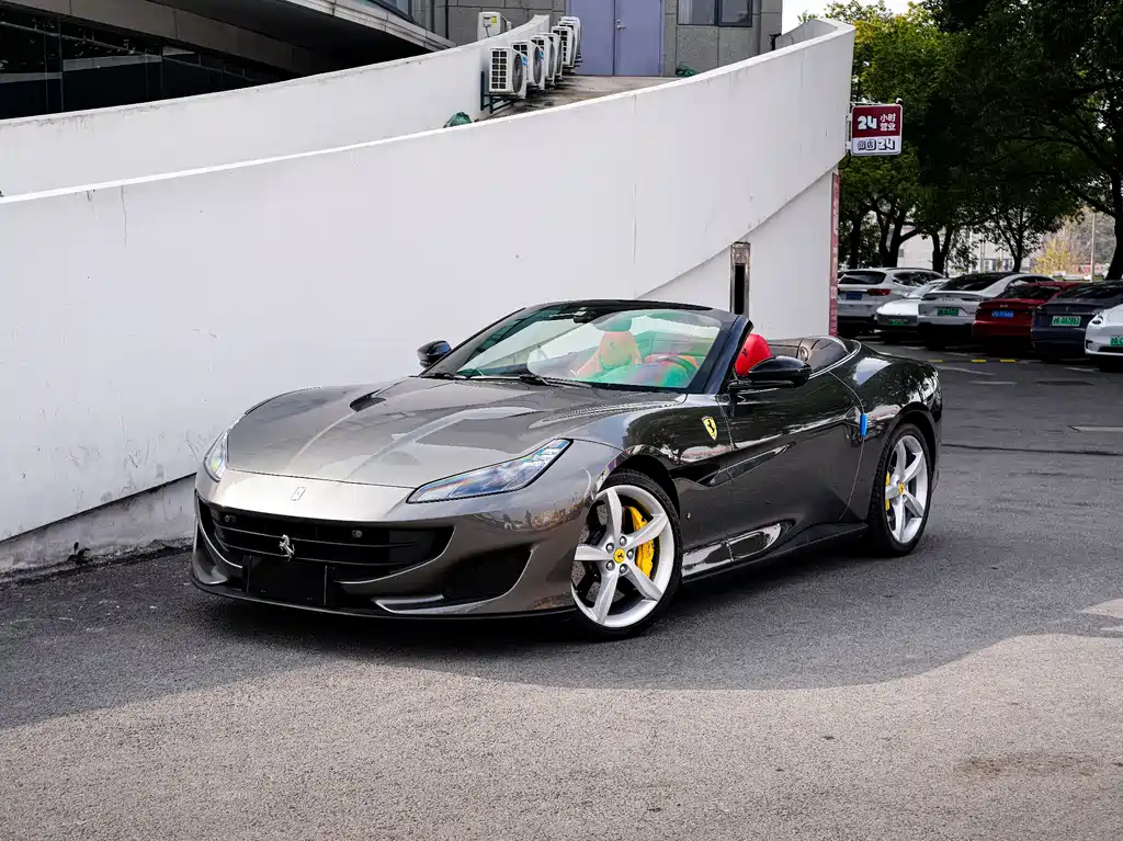 Купить Ferrari Portofino