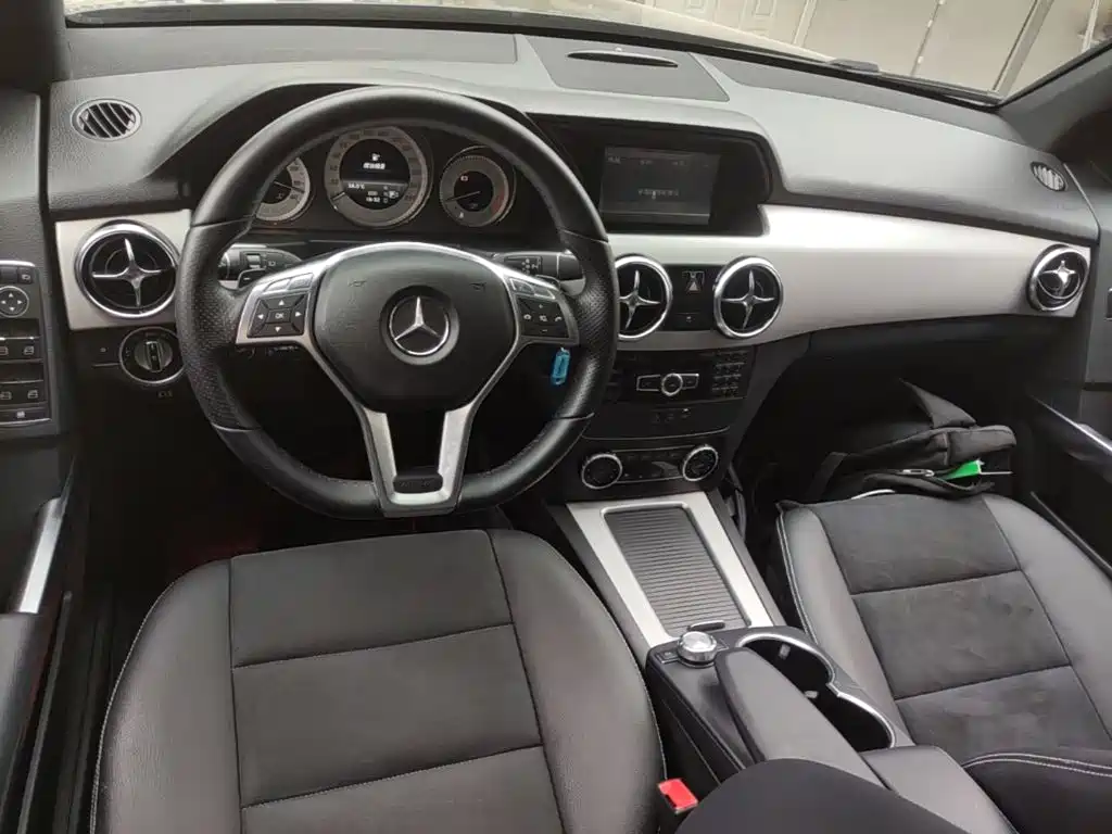 Mercedes-Benz GLK-Class — миниатюра 10
