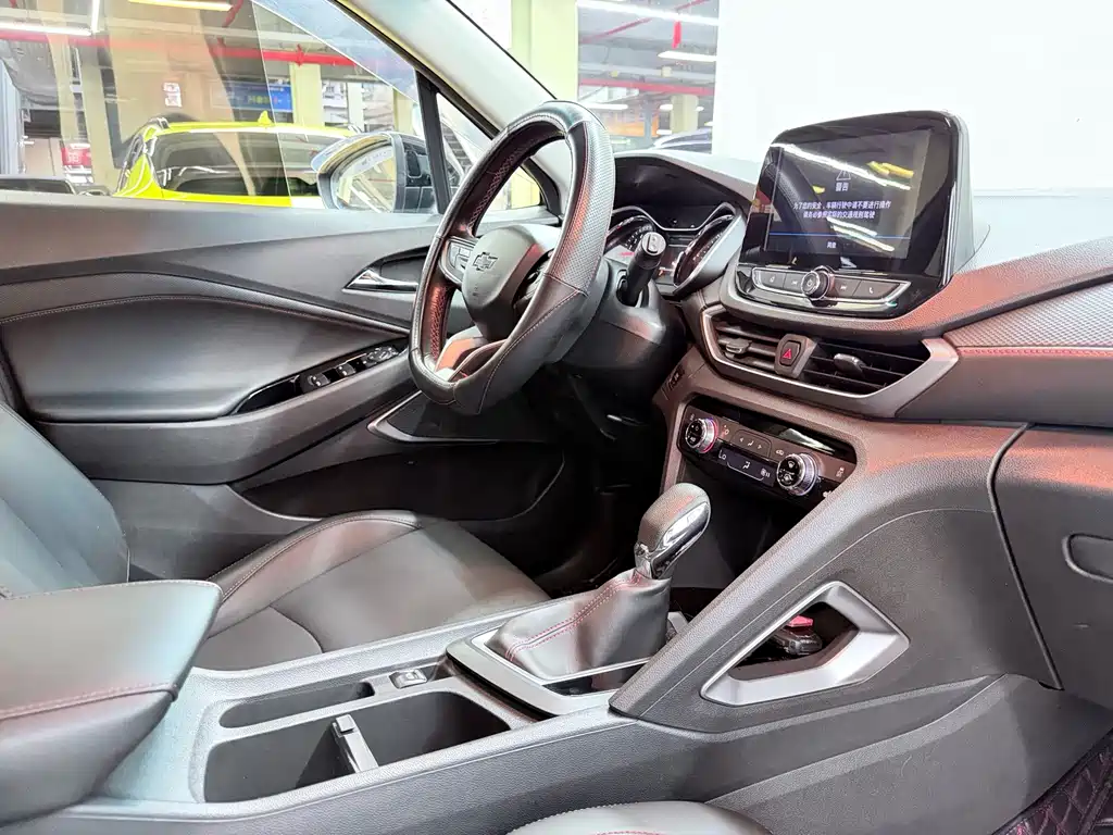 Chevrolet Volando — миниатюра 11