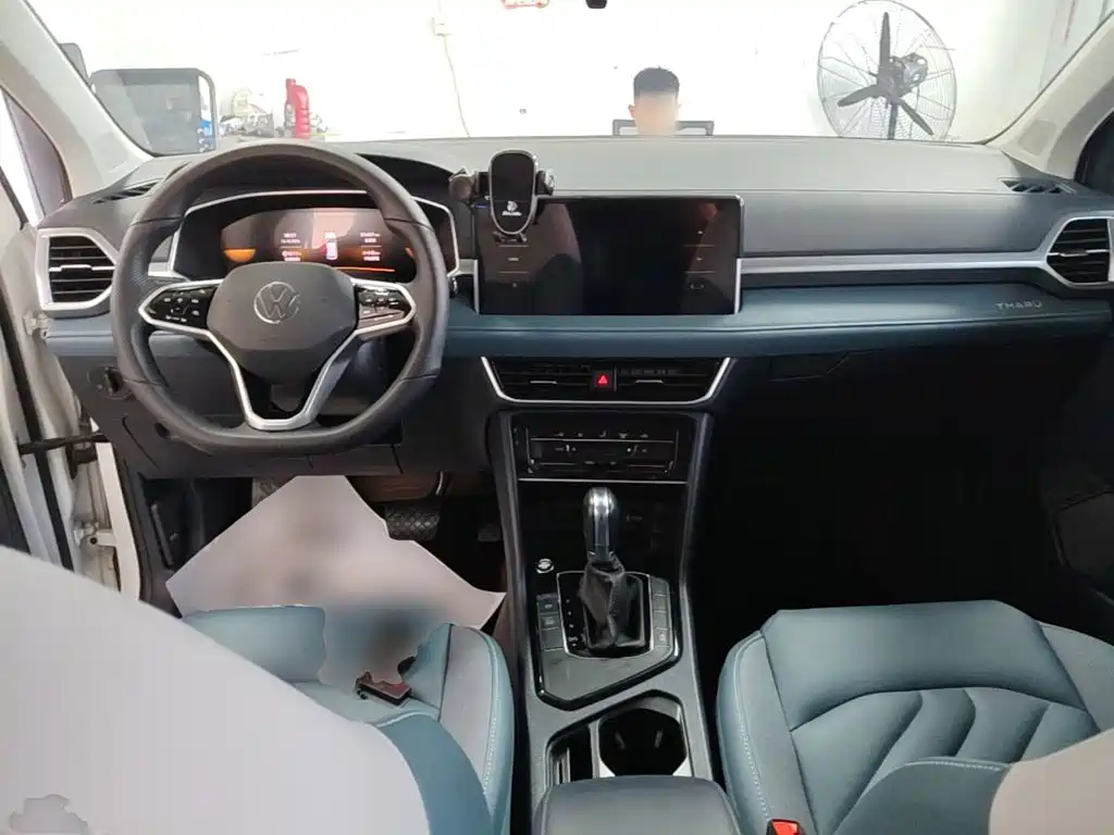 Volkswagen Tharu — миниатюра 10
