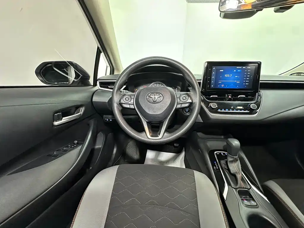 Toyota Corolla — миниатюра 12
