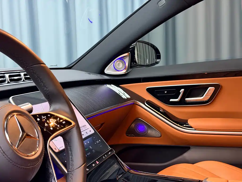 Mercedes-Benz S-Class — миниатюра 12