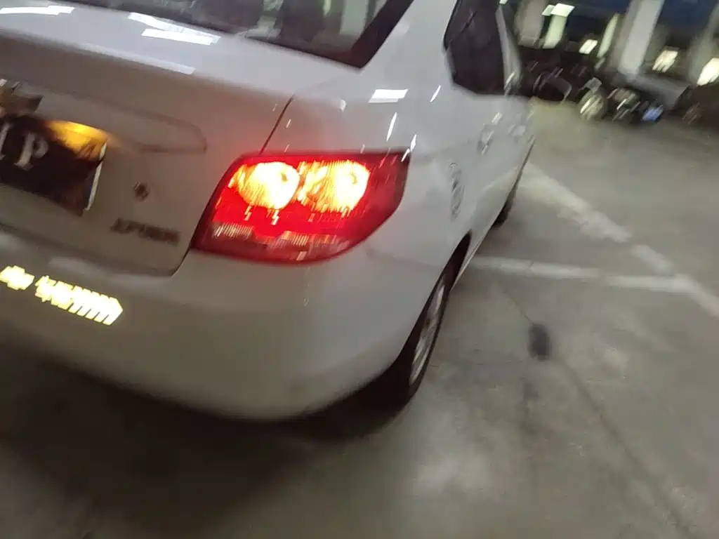 Chevrolet Sail — миниатюра 8