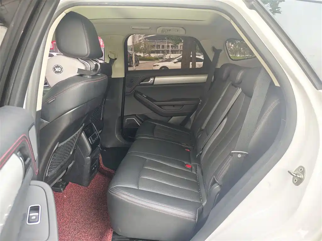 BYD Tang New Energy — миниатюра 6