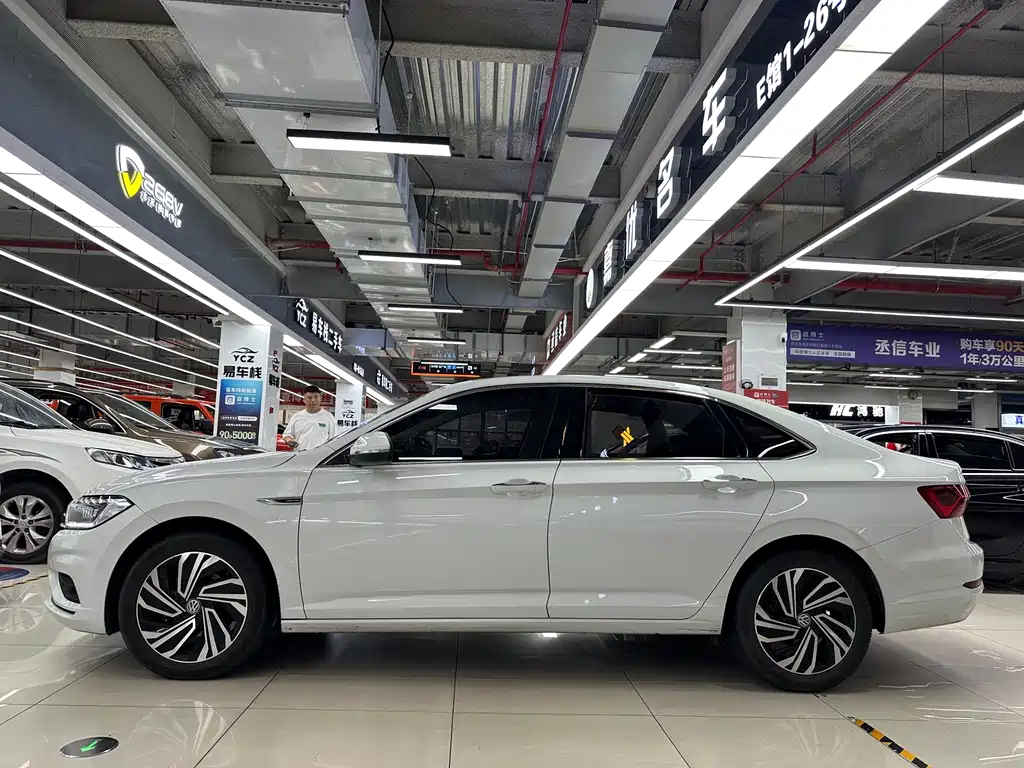 Volkswagen Sagitar — миниатюра 7