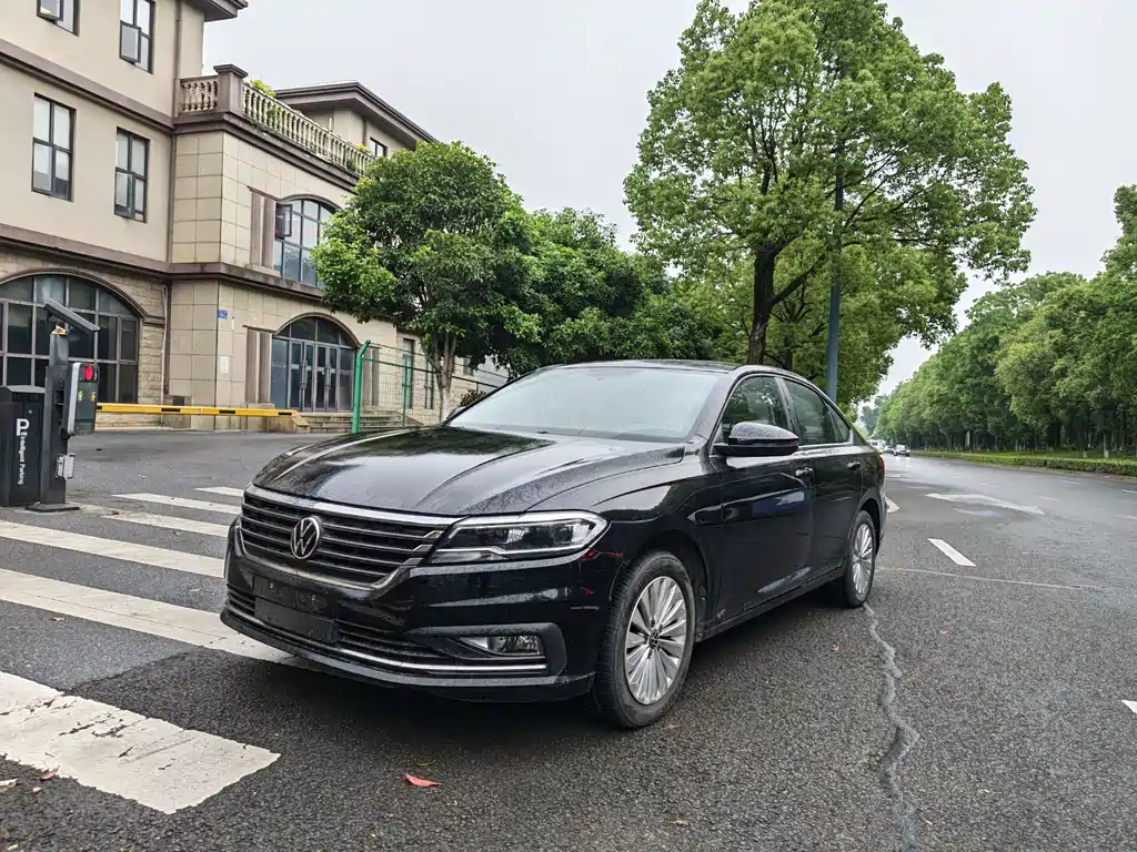 Купить Volkswagen Lavida
