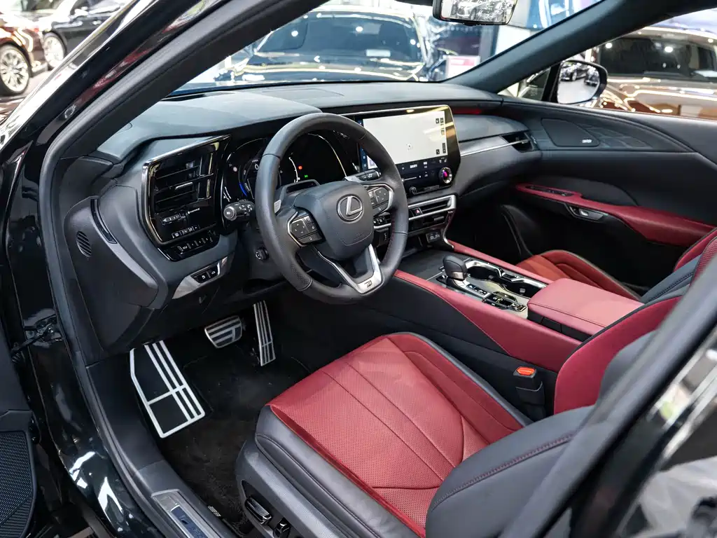 Lexus RX — миниатюра 9