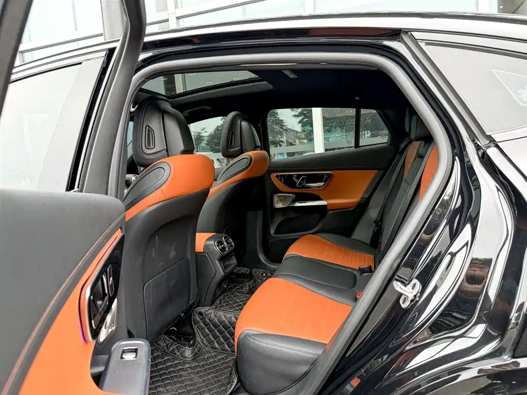 Mercedes-Benz GLC 2024 GLC 260 4MATIC SUV