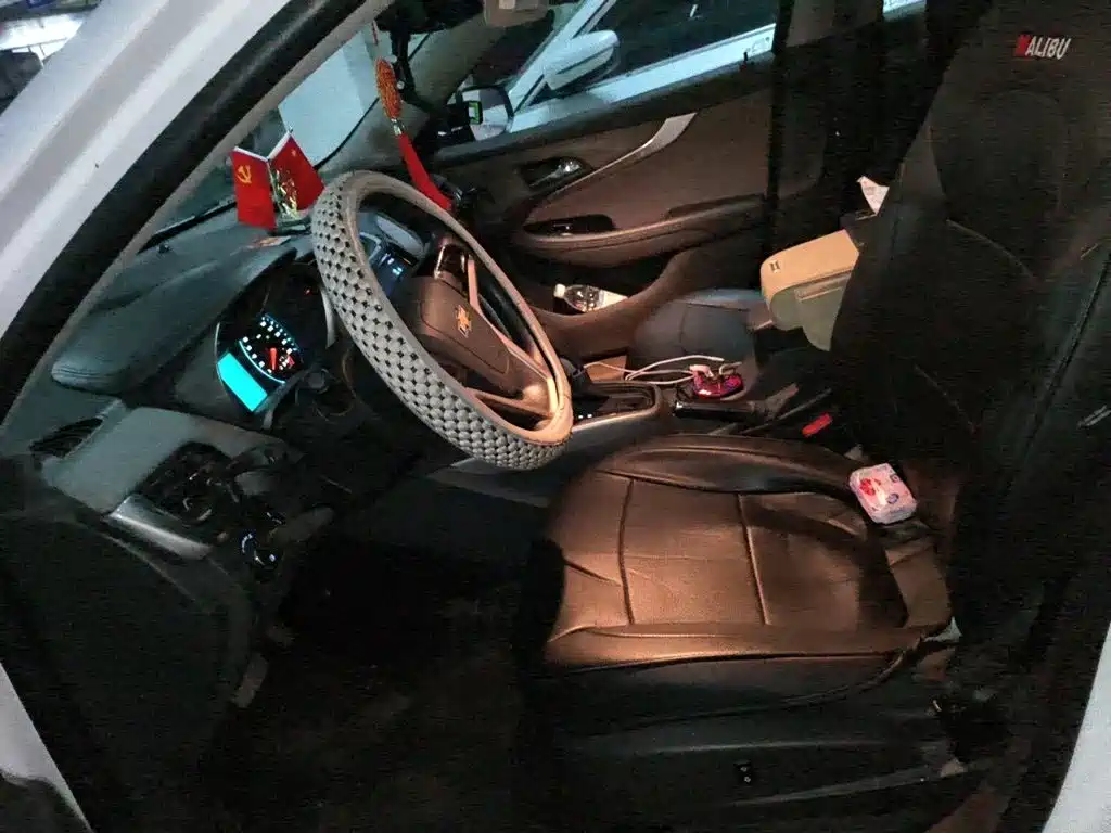 Chevrolet Malibu — миниатюра 12