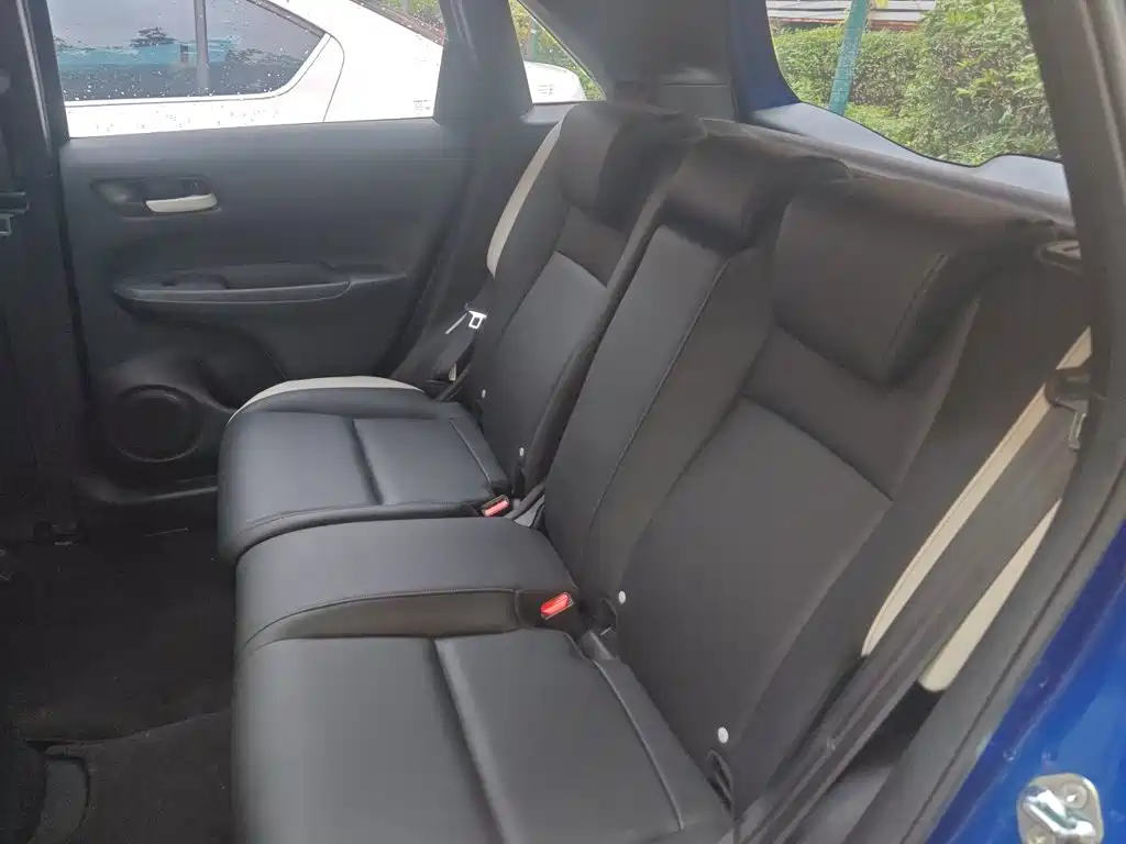 Honda Fit — миниатюра 14