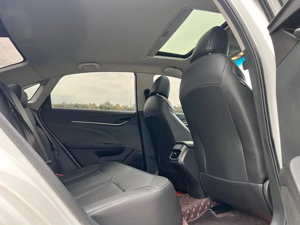Buick Excelle — миниатюра 13
