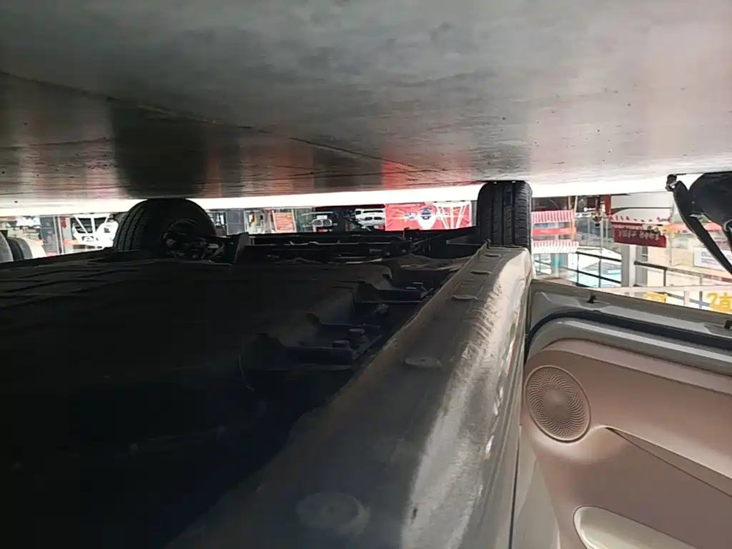 Wuling MINIEV — миниатюра 22