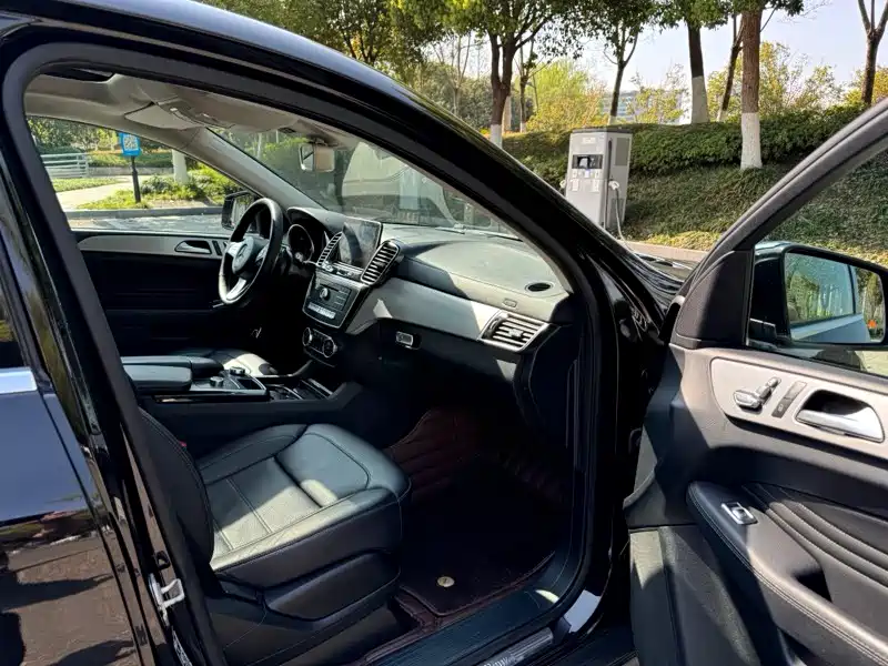 Mercedes-Benz GLE 2015 GLE 320 4MATIC SUV