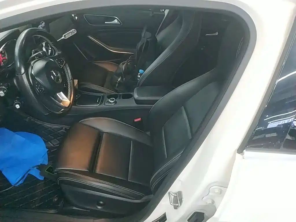 Mercedes-Benz GLA — миниатюра 15