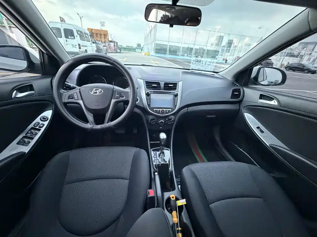 Hyundai Ruiyi — миниатюра 9