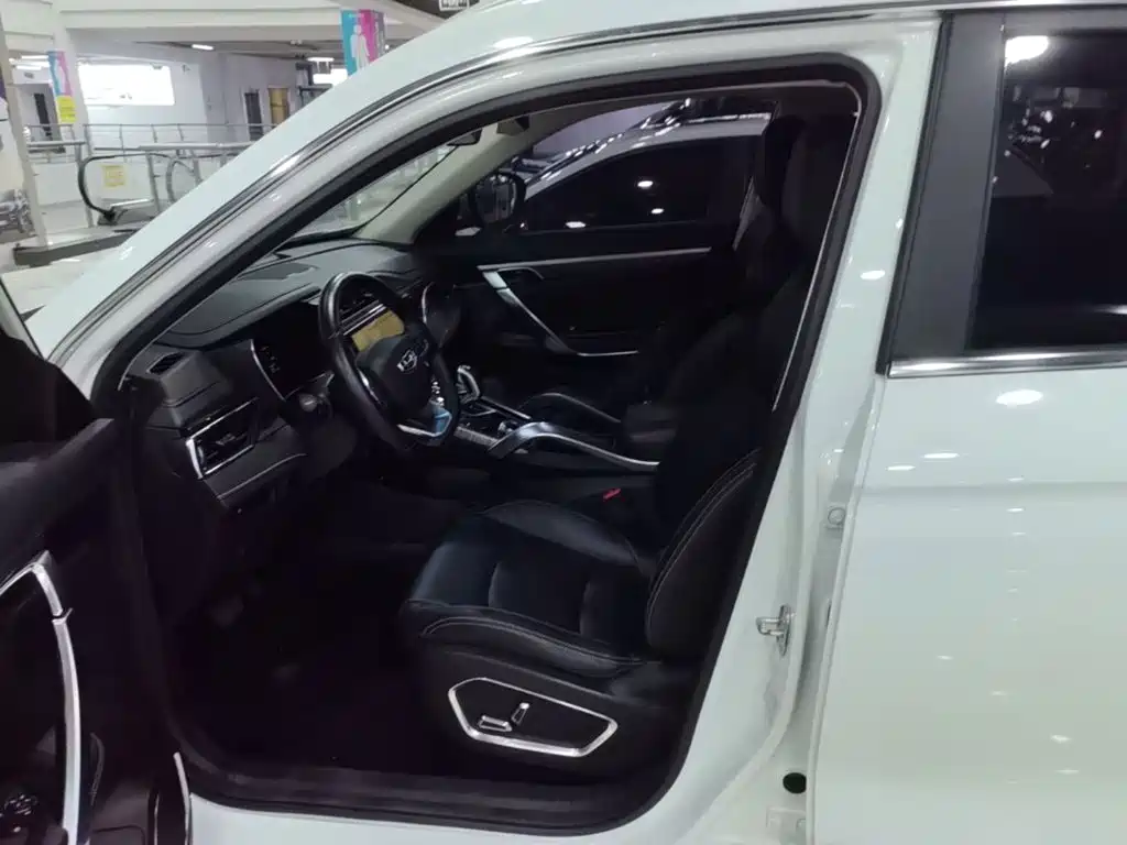 Geely Boyue — миниатюра 15