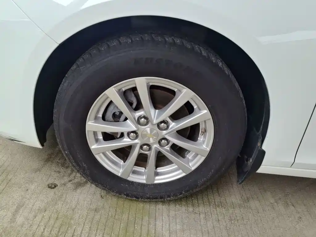 Chevrolet Malibu — миниатюра 23