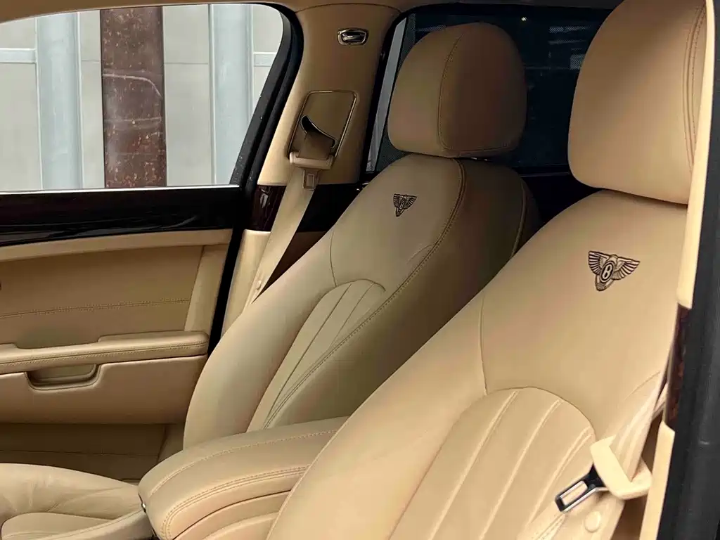 Bentley Mulsanne — миниатюра 13