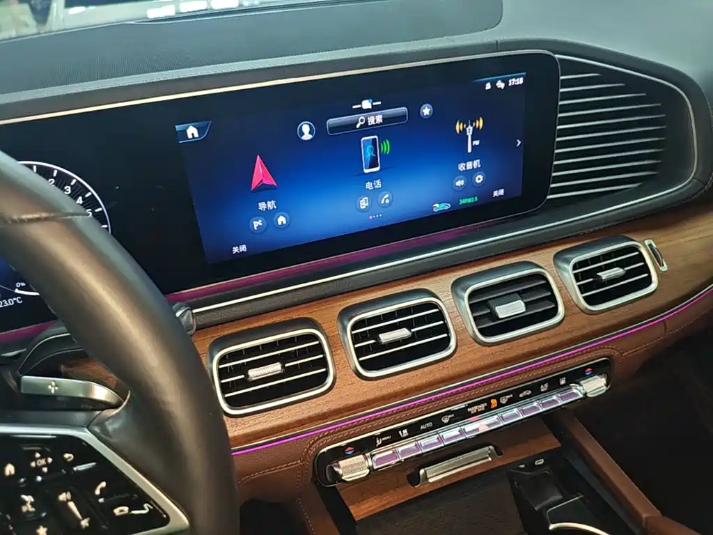 Mercedes-Benz GLE New Energy — миниатюра 13