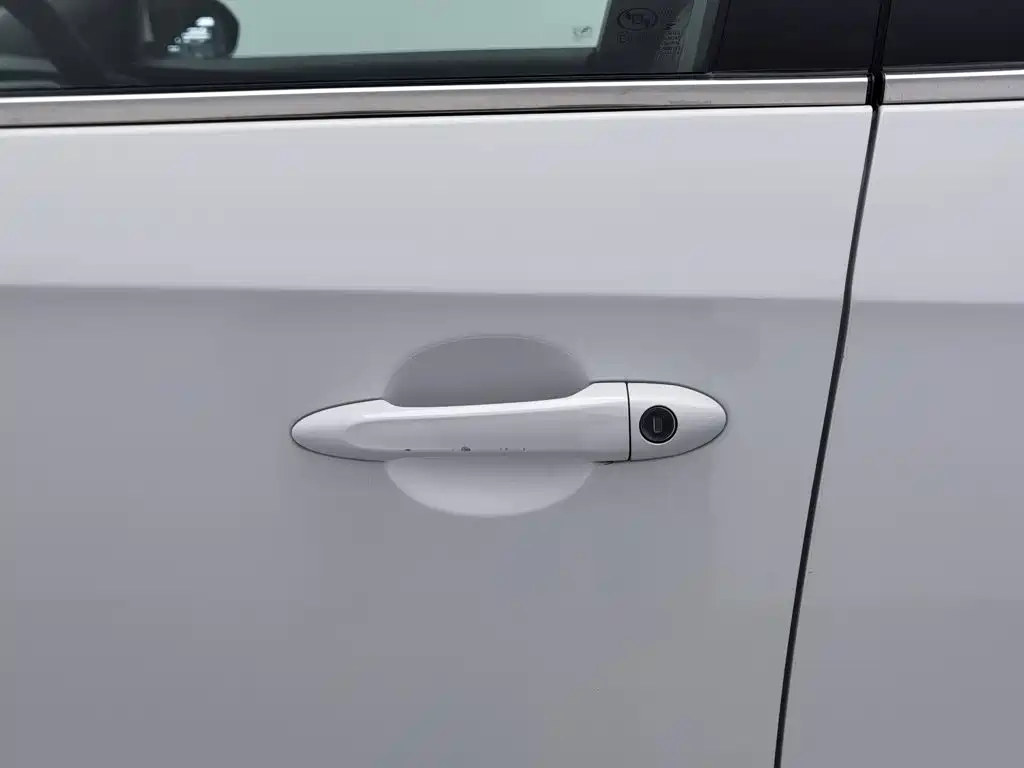 Buick Excelle — миниатюра 18