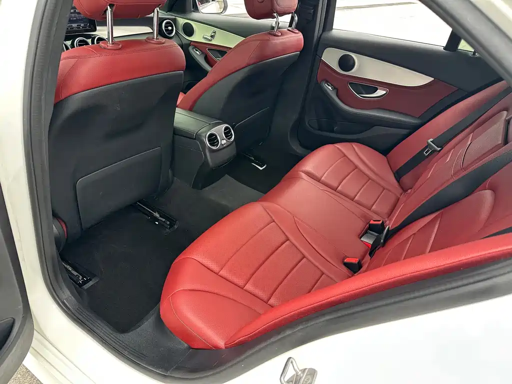 Mercedes-Benz C-Class — миниатюра 20
