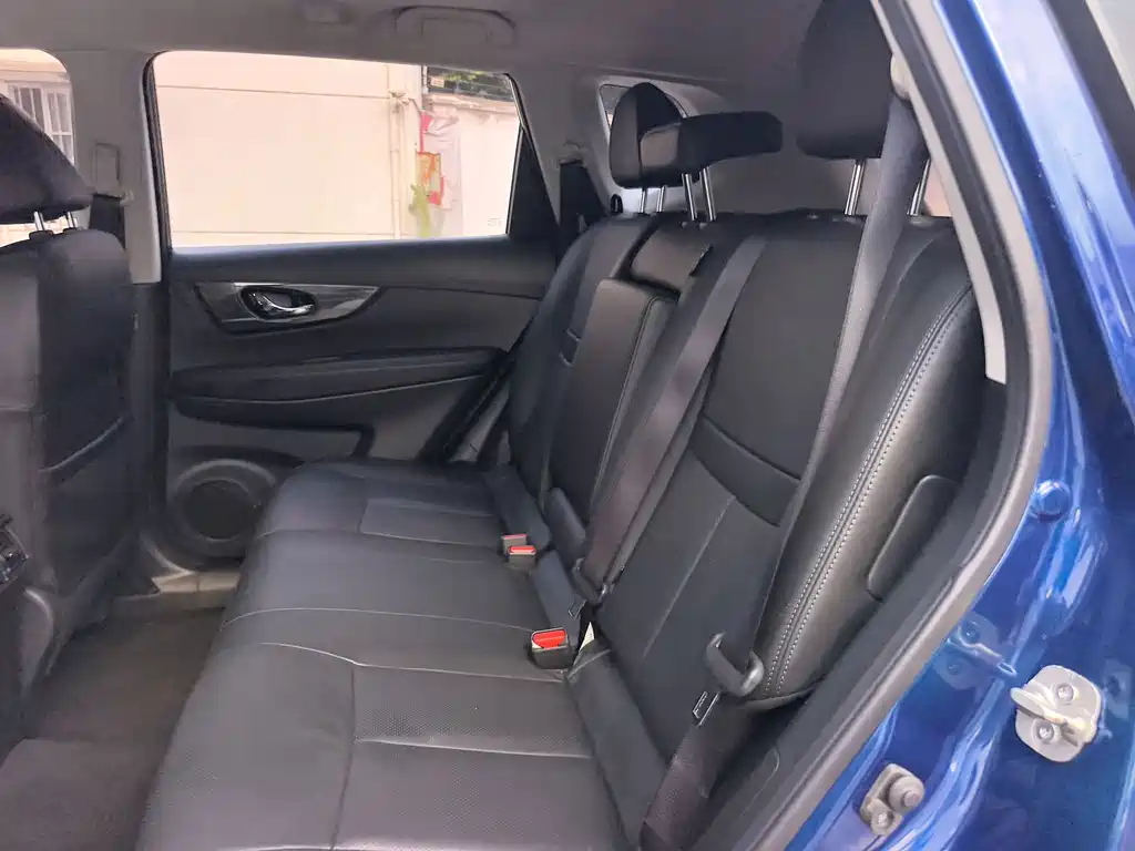Nissan X-Trail — миниатюра 25