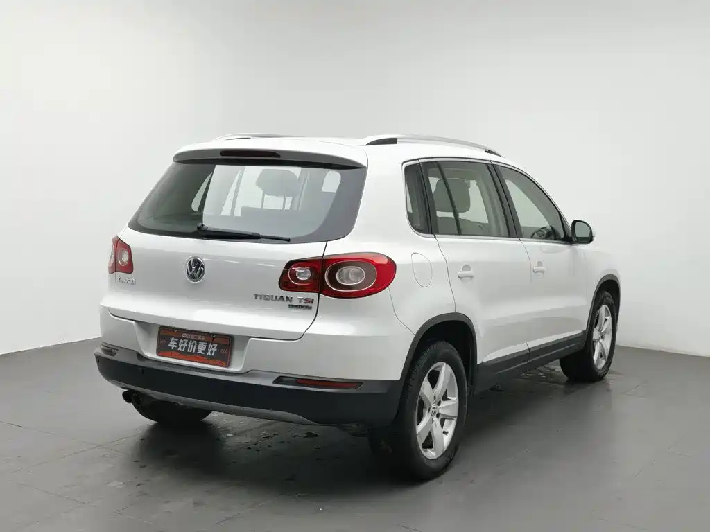 Volkswagen Tiguan — миниатюра 2