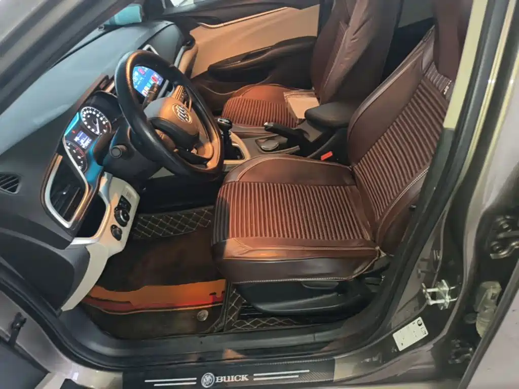 Buick Excelle — миниатюра 15