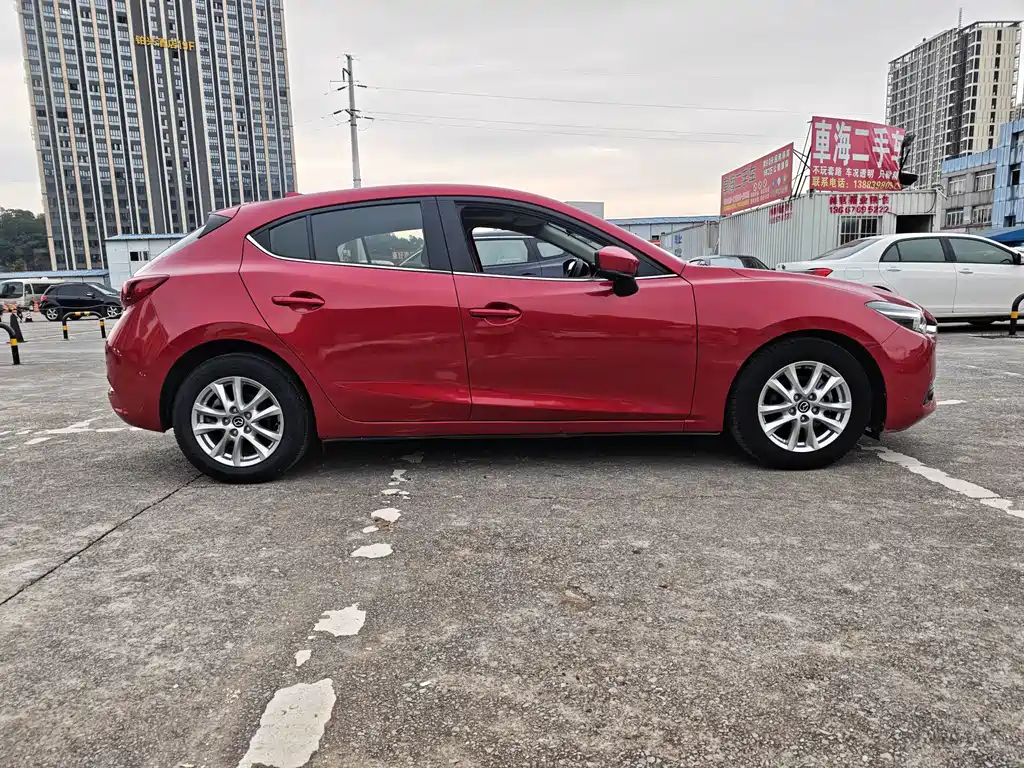 Mazda 3 Axela — миниатюра 8
