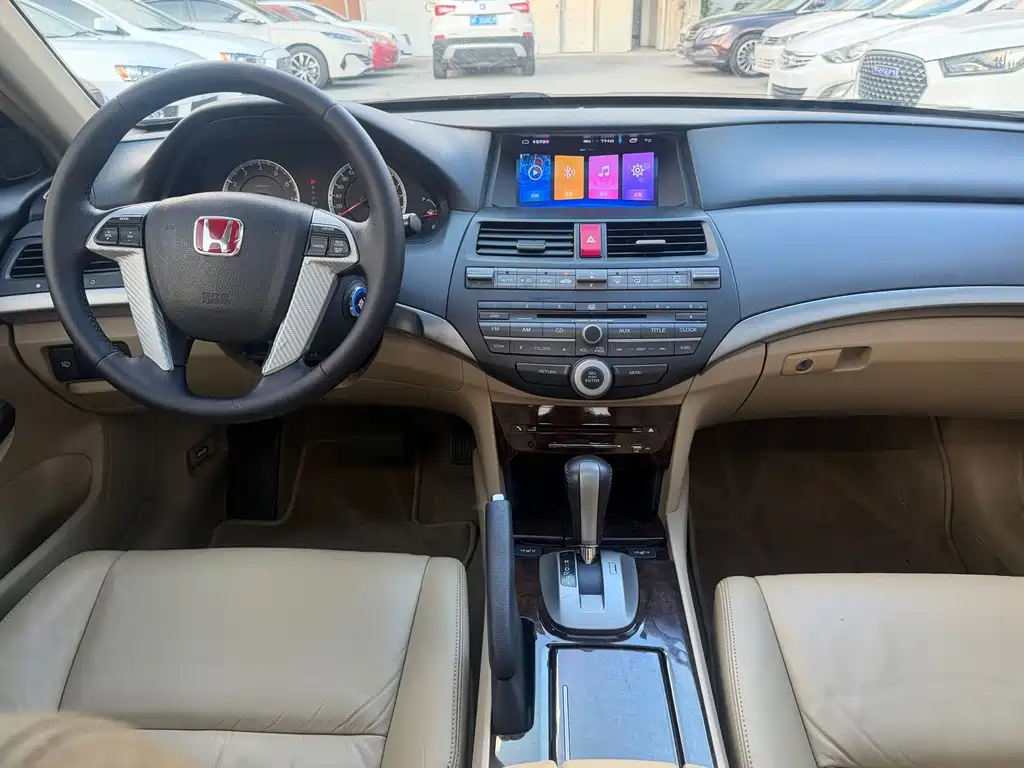 Honda Accord — миниатюра 6