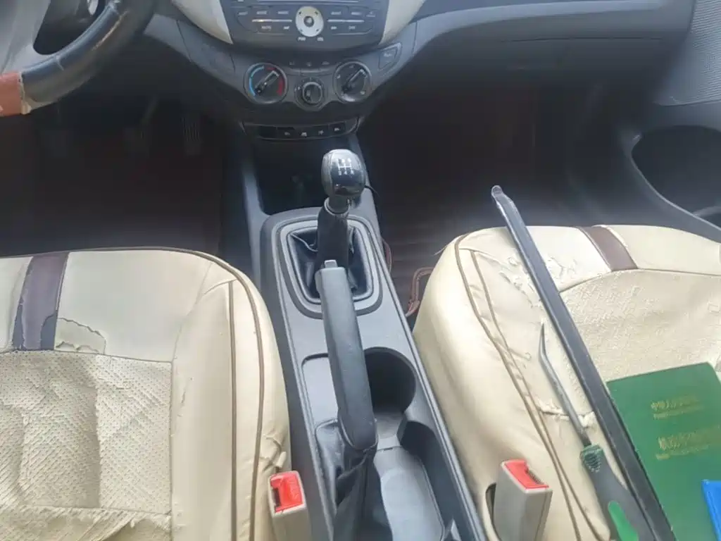 Chevrolet Sail — миниатюра 14