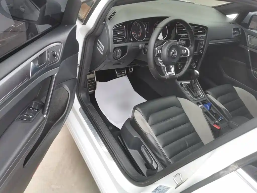 Volkswagen Golf — миниатюра 16